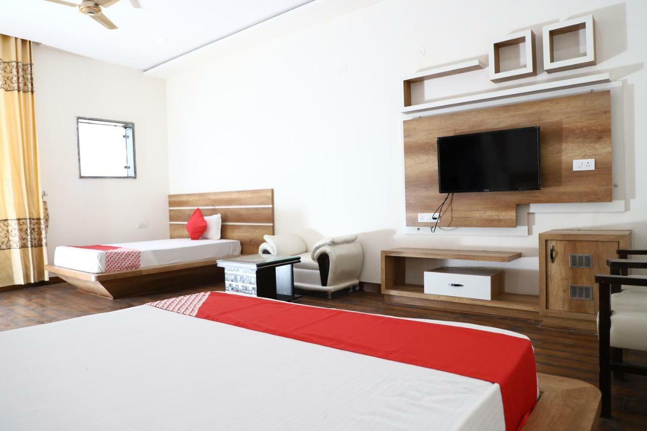 Diwan Hotel And Restaurant Surkhi Екстер'єр фото