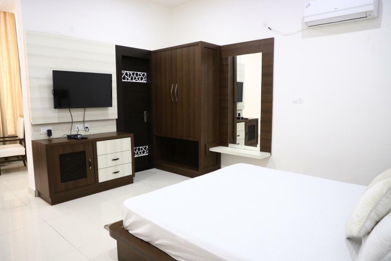 Diwan Hotel And Restaurant Surkhi Екстер'єр фото
