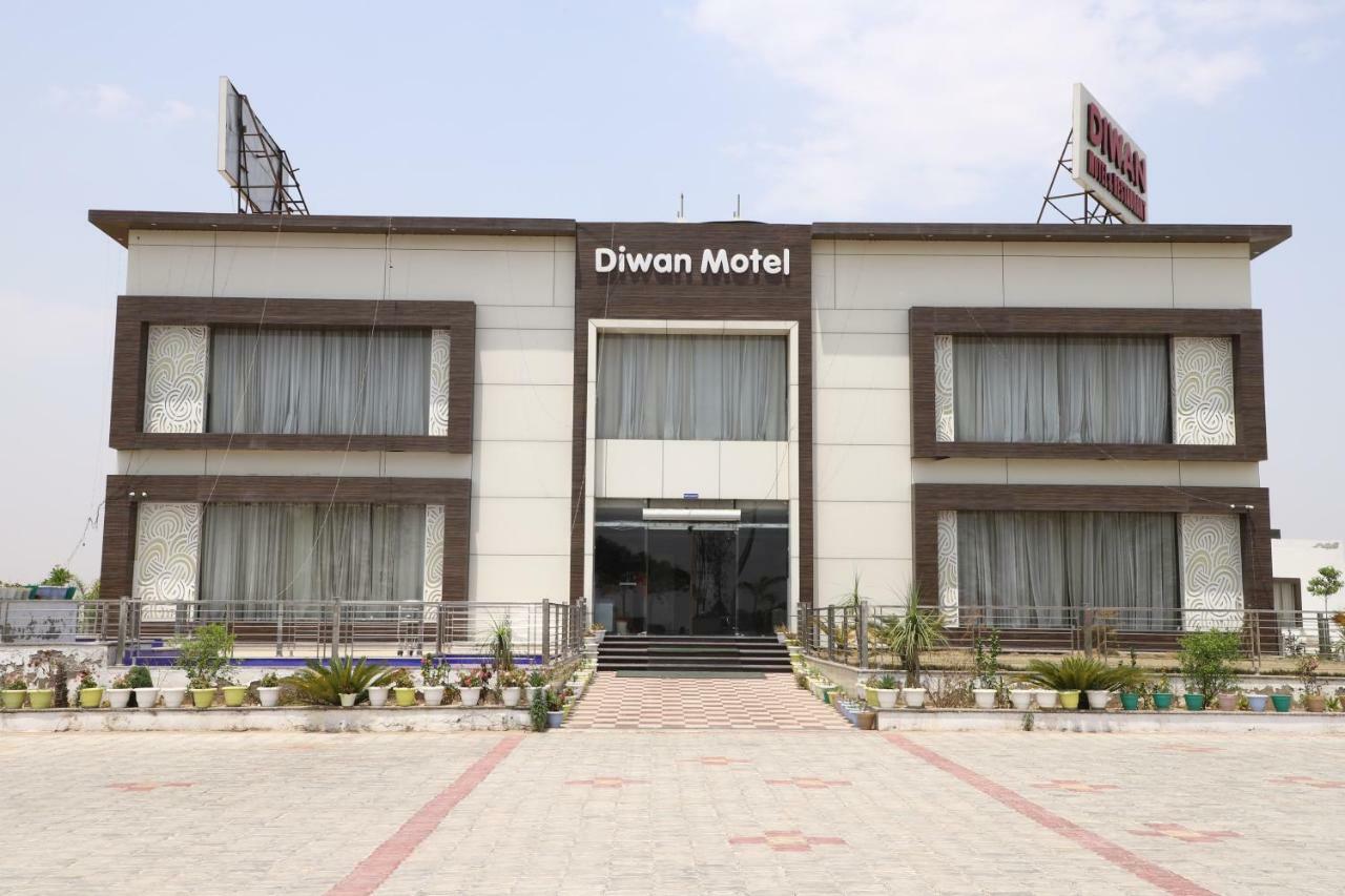 Diwan Hotel And Restaurant Surkhi Екстер'єр фото