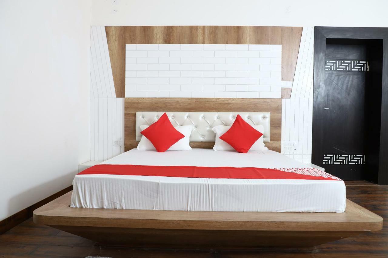 Diwan Hotel And Restaurant Surkhi Екстер'єр фото