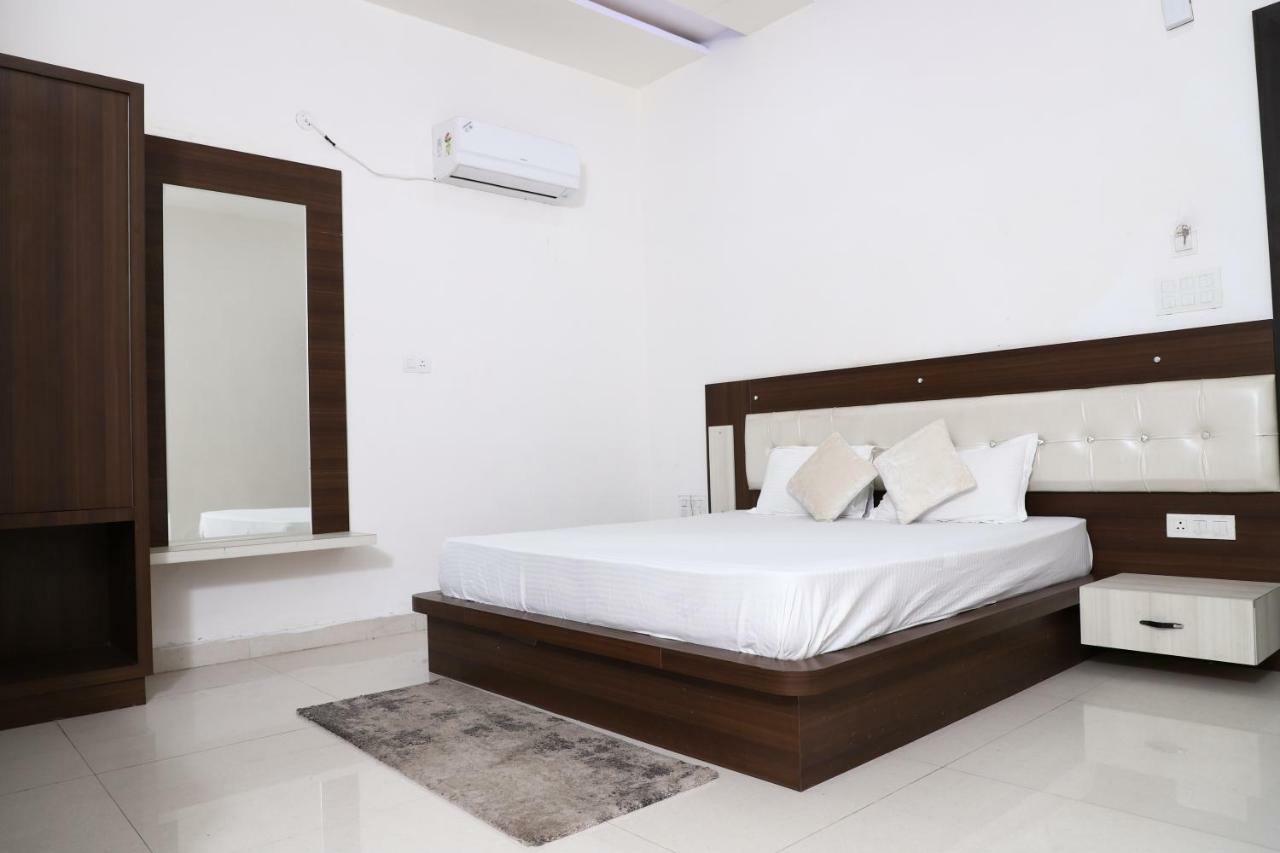 Diwan Hotel And Restaurant Surkhi Екстер'єр фото